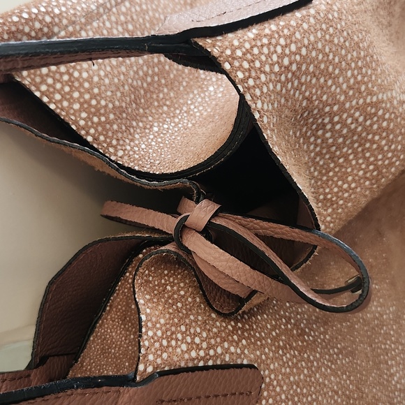 Gianni Chiarini Reversible shoulder bag, mauve / white - Picture 11 of 16